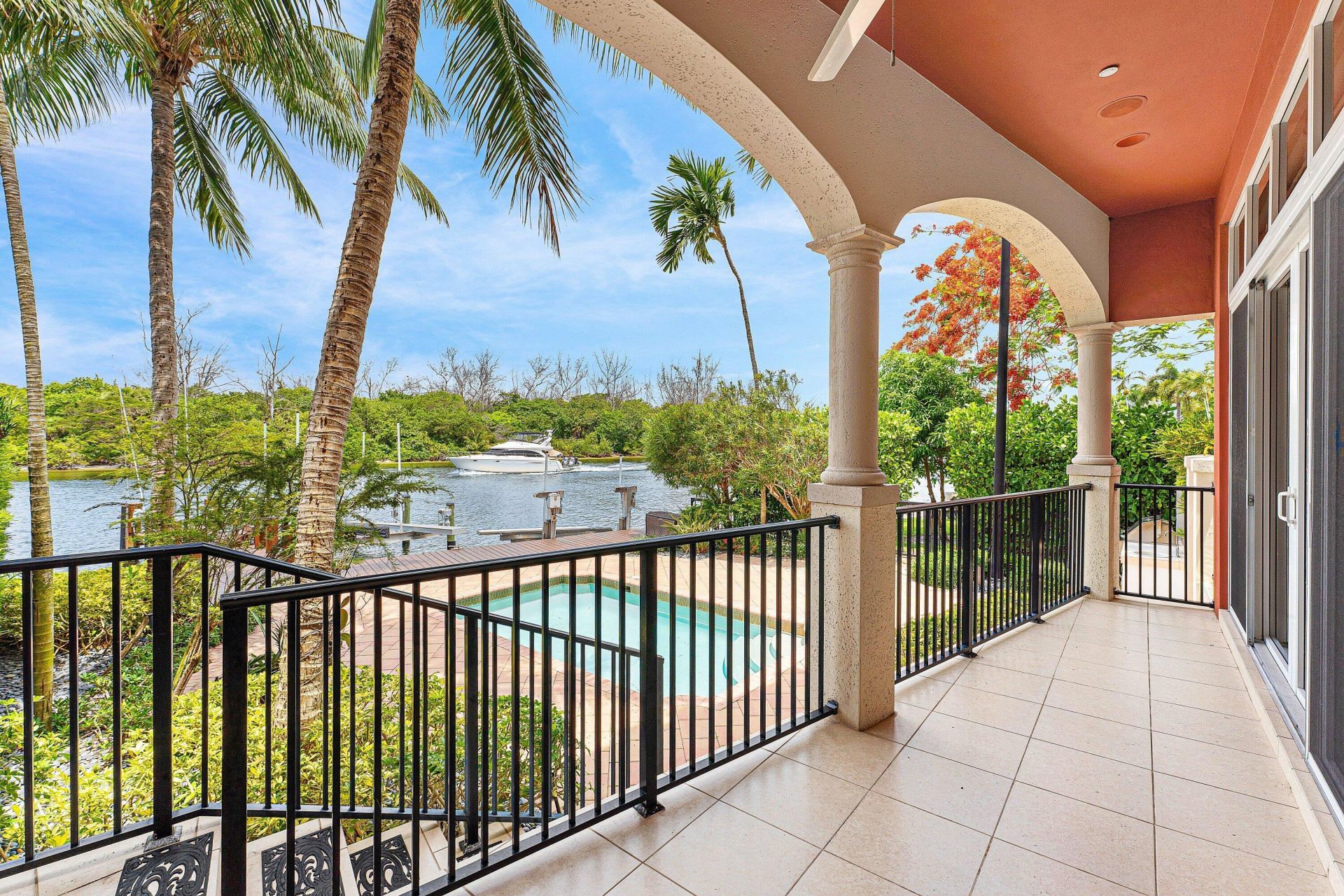 453 NE 19th Avenue, Deerfield Beach, FL 33441 Photo