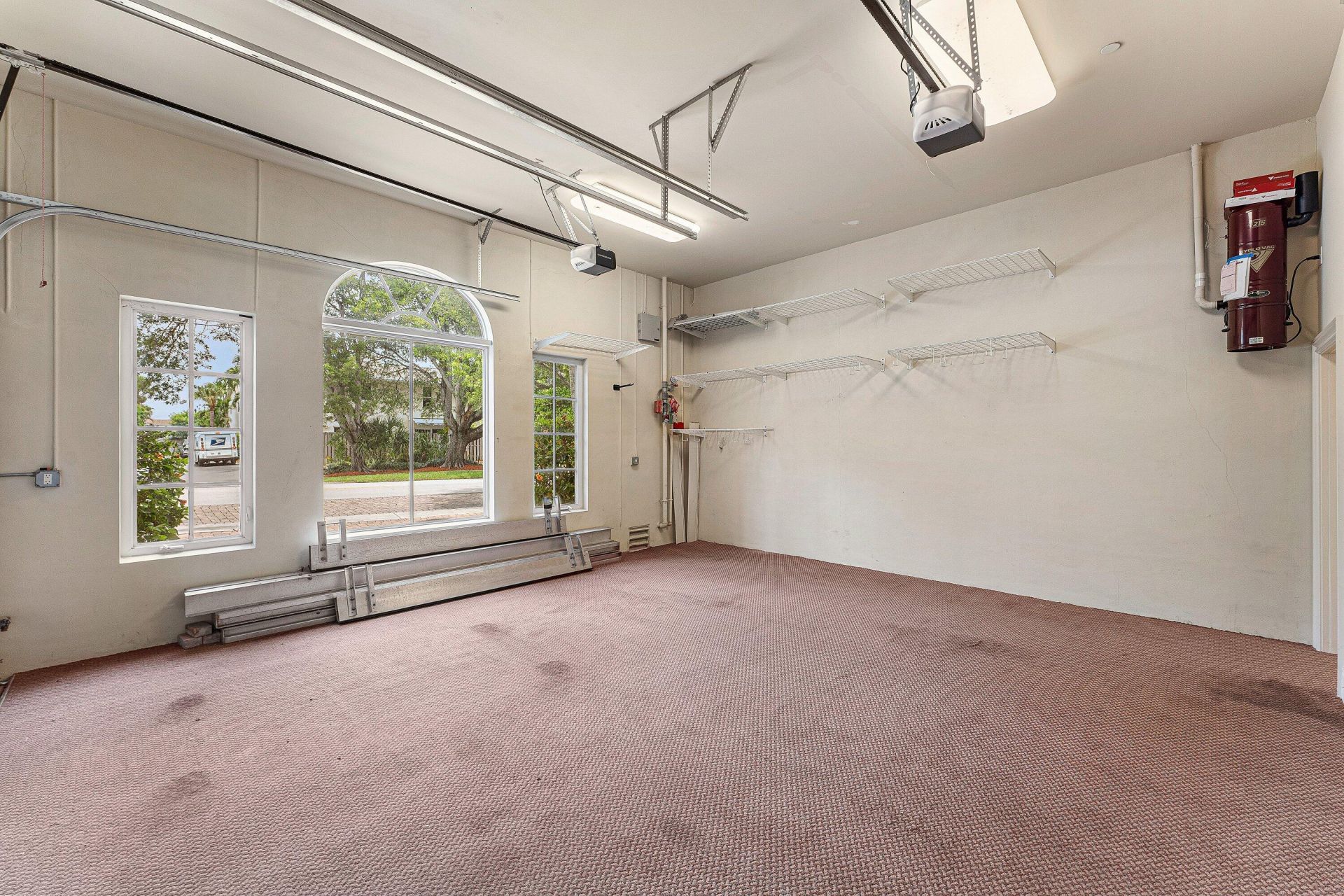 453 NE 19th Avenue, Deerfield Beach, FL 33441 Photo