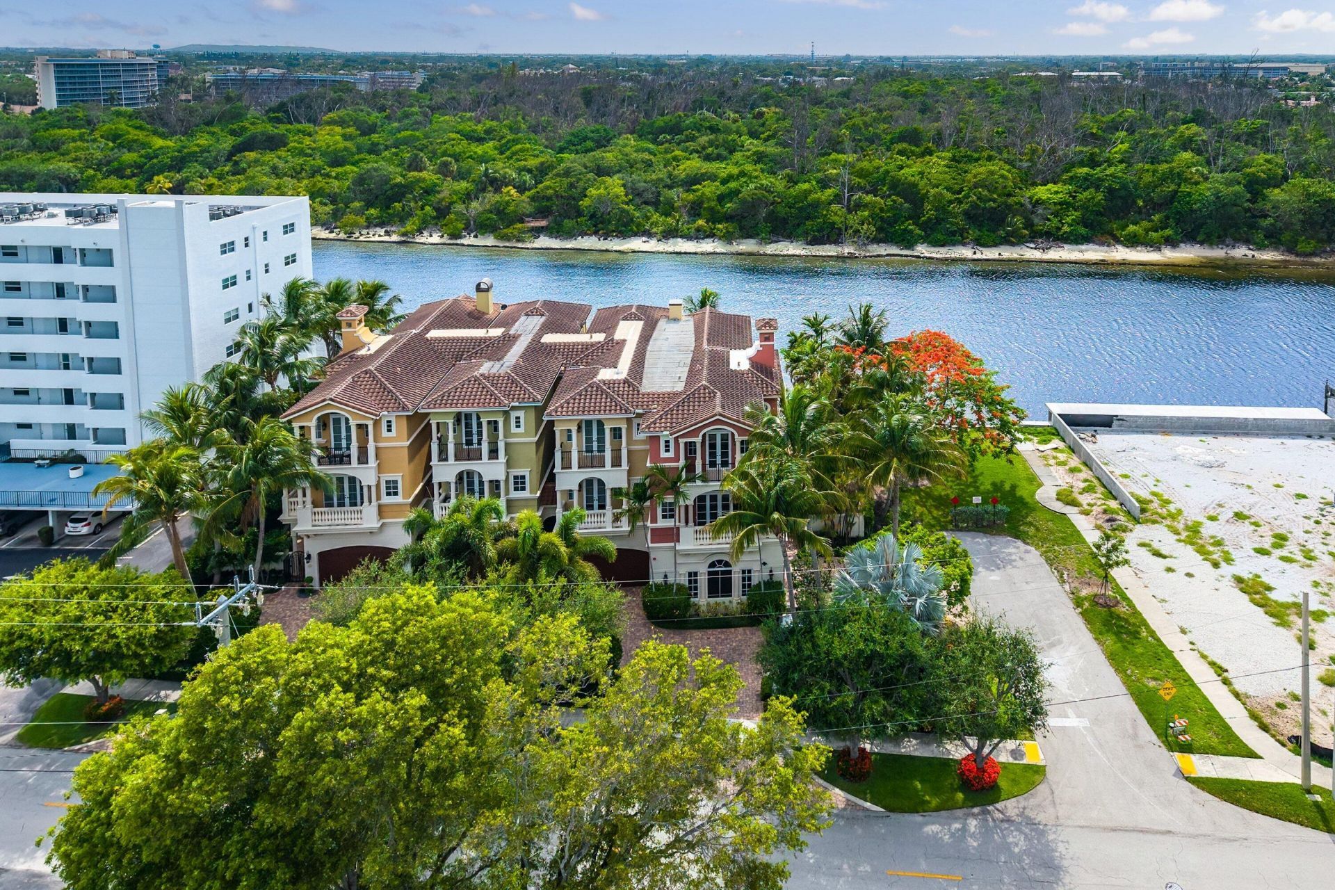 453 NE 19th Avenue, Deerfield Beach, FL 33441 Photo