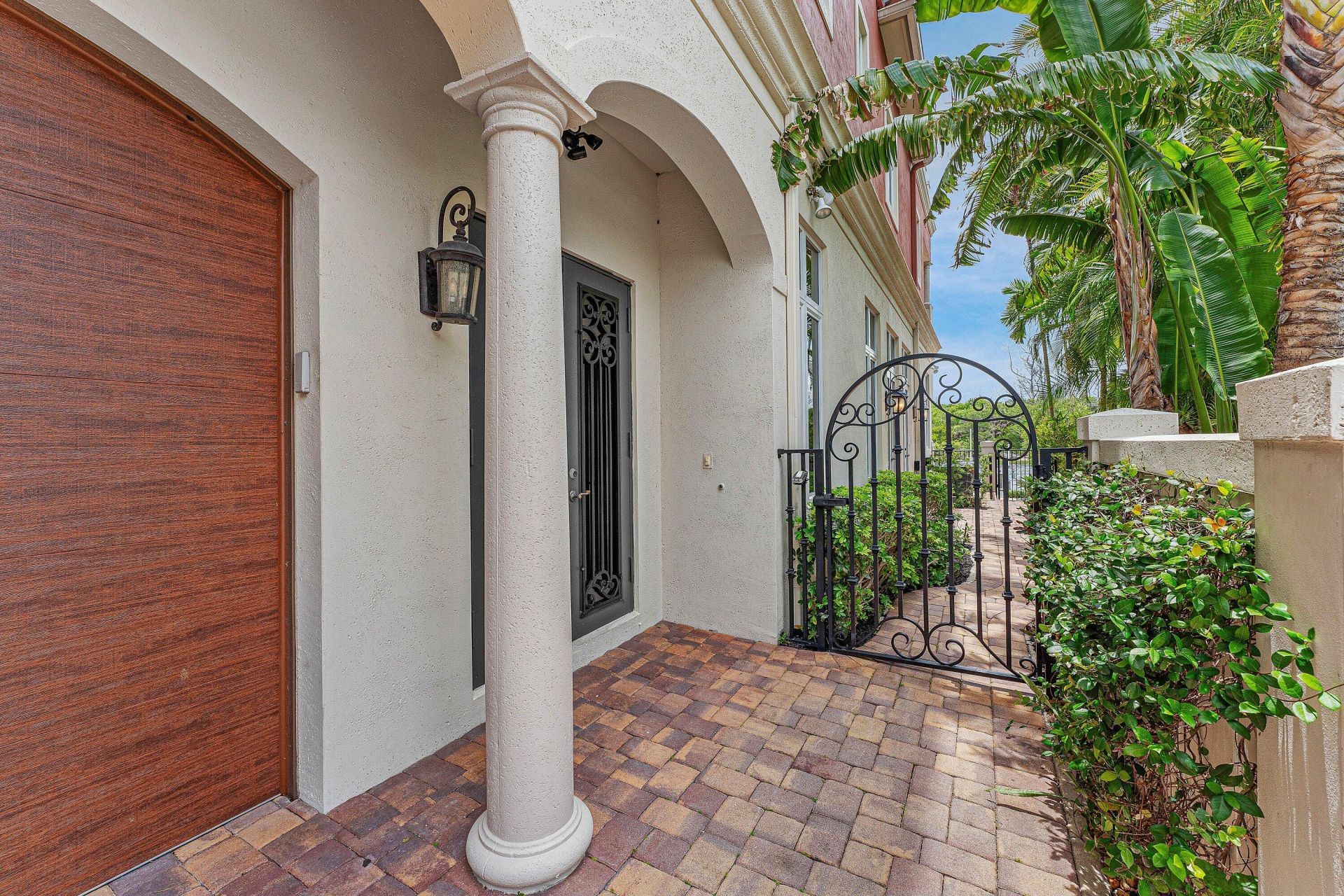 453 NE 19th Avenue, Deerfield Beach, FL 33441 Photo