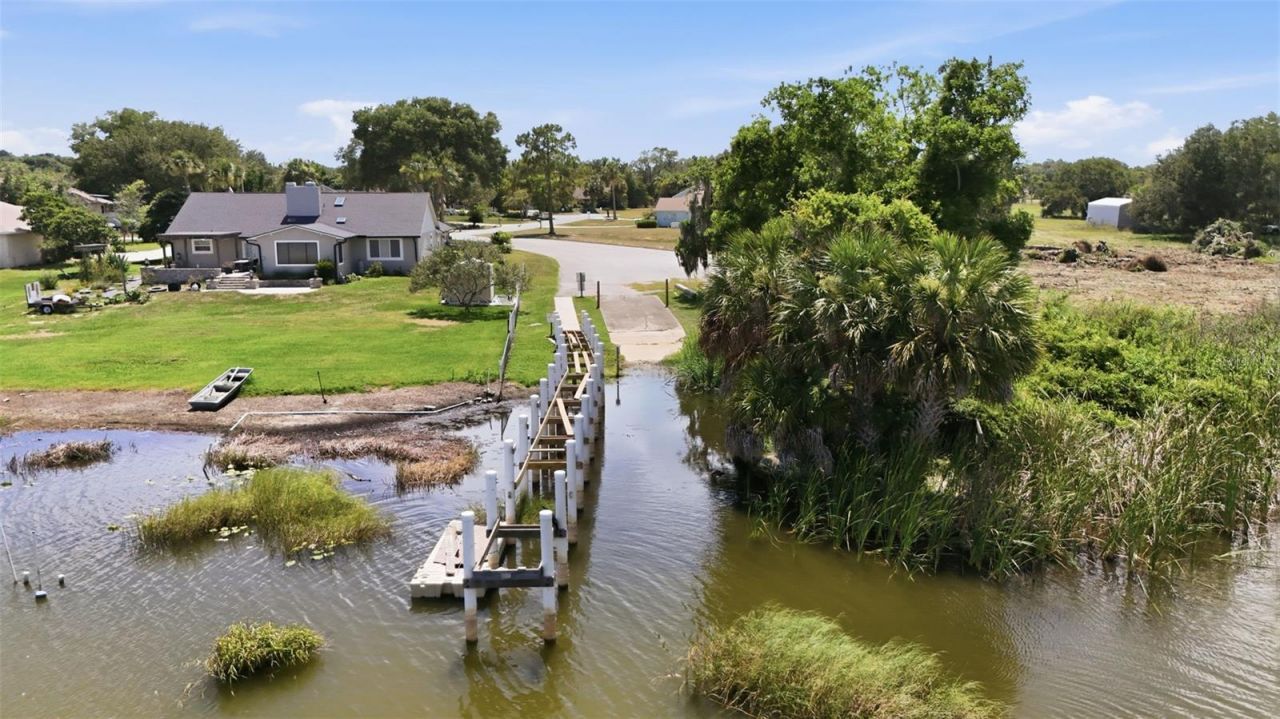 36723 Sundance Drive , Grand Island, FL 32735 Photo