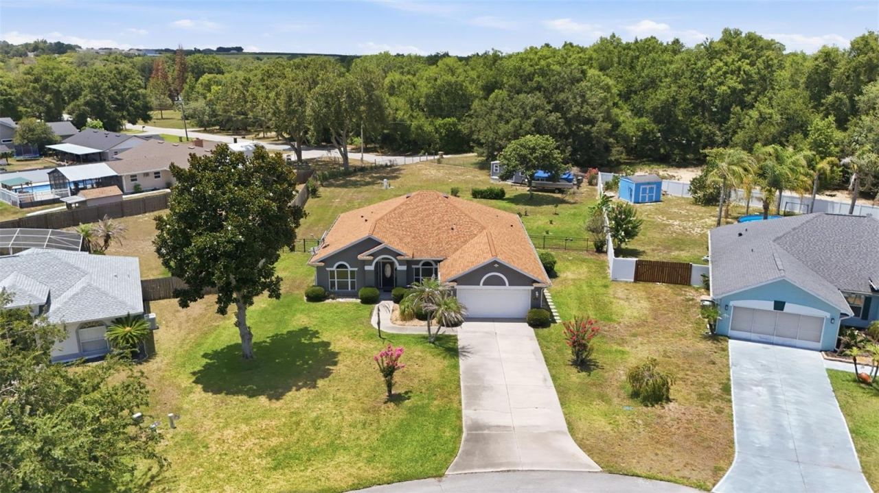 36723 Sundance Drive , Grand Island, FL 32735 Photo