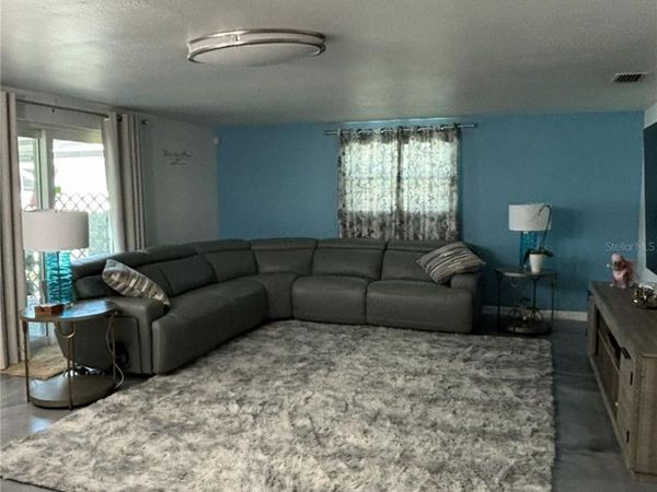 1002 SILVER PALM WAY, APOLLO BEACH, FL 33572
