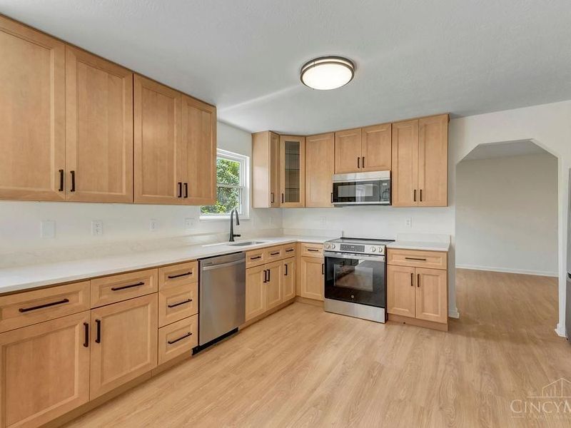 6063 Glennsbury Court, West Chester, OH 45069 Photo 12