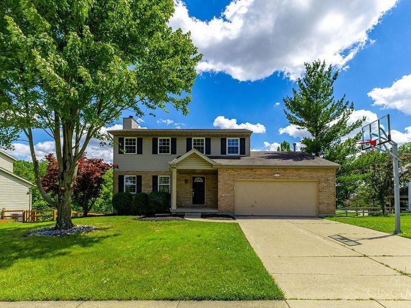 6063 Glennsbury Court, West Chester, OH 45069 Photo 2