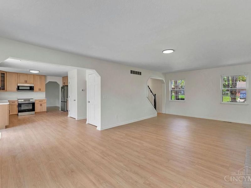 6063 Glennsbury Court, West Chester, OH 45069 Photo 8