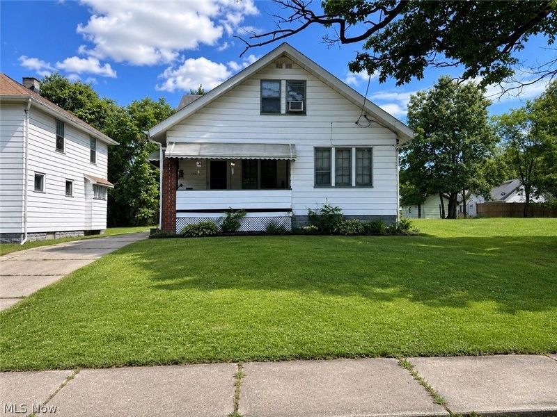 334 boston Avenue, Youngstown, OH 44507 Photo 1