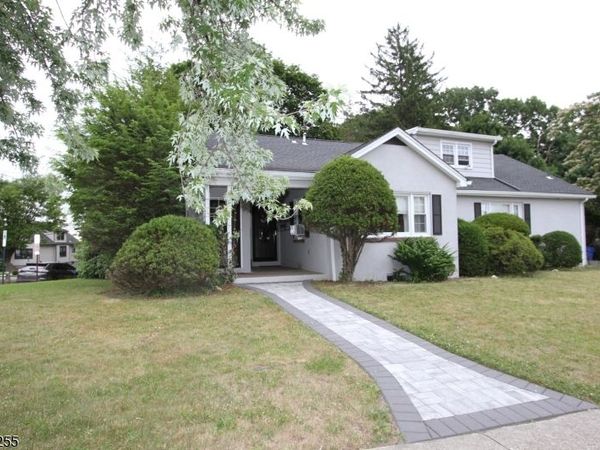 179 Mohawk Ave, Hawthorne, NJ 07506