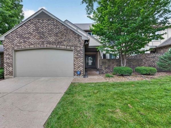 6320 Kennett Place, Mission, KS 66202
