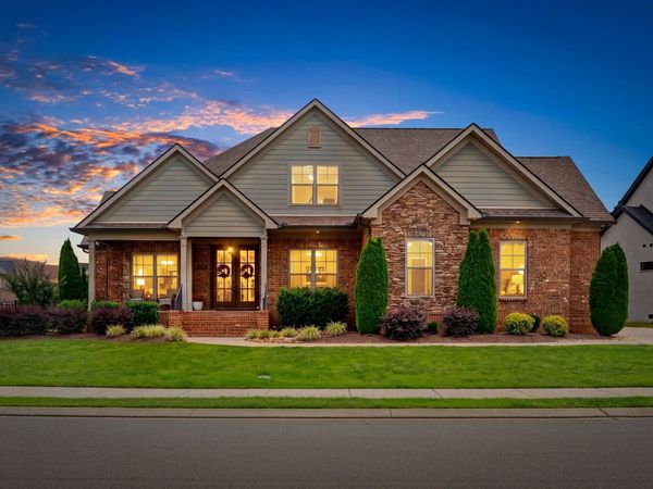 1022 Julian Way , Murfreesboro, TN 37128
