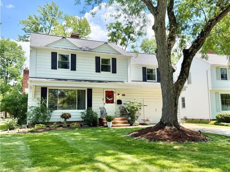1403 Croyden Road, Lyndhurst, OH 44124 Photo 3