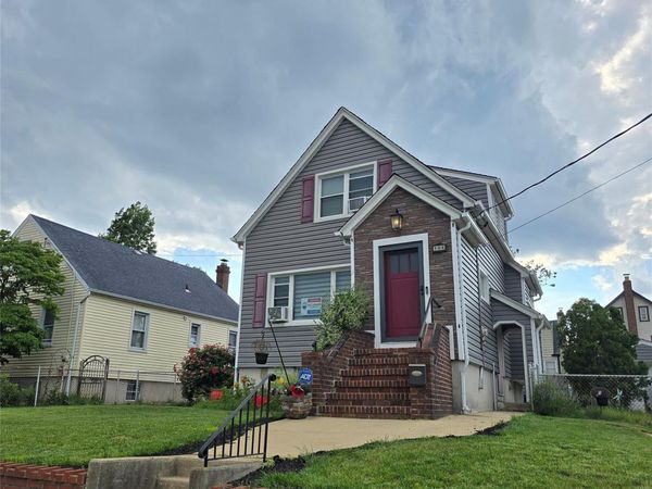 104 Ormonde Boulevard , Valley Stream, NY 11580