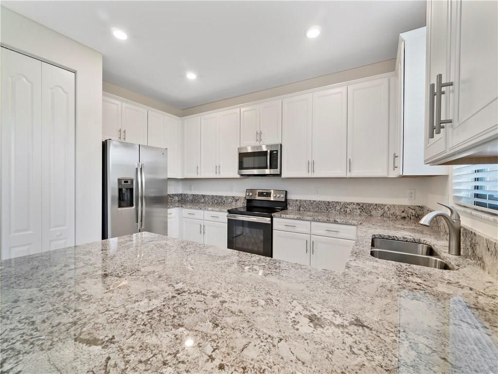 13056 Anthorne Lane, Unit 113, Boynton Beach, FL 33436 Photo