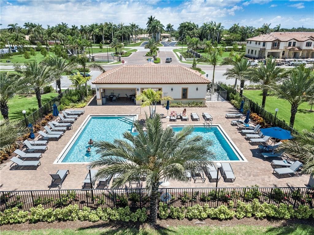 13056 Anthorne Lane, Unit 113, Boynton Beach, FL 33436 Photo