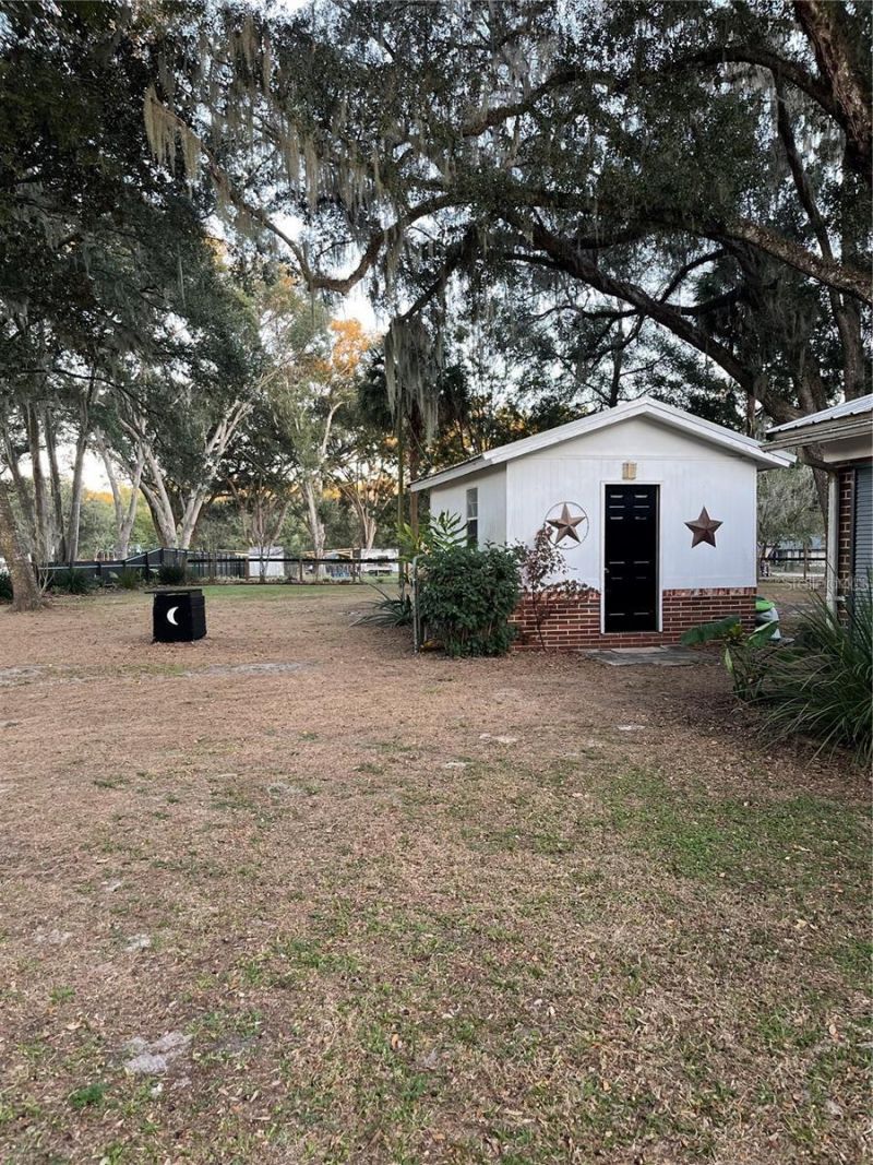 13565 NE 38th Avenue , Anthony, FL 32617 Photo