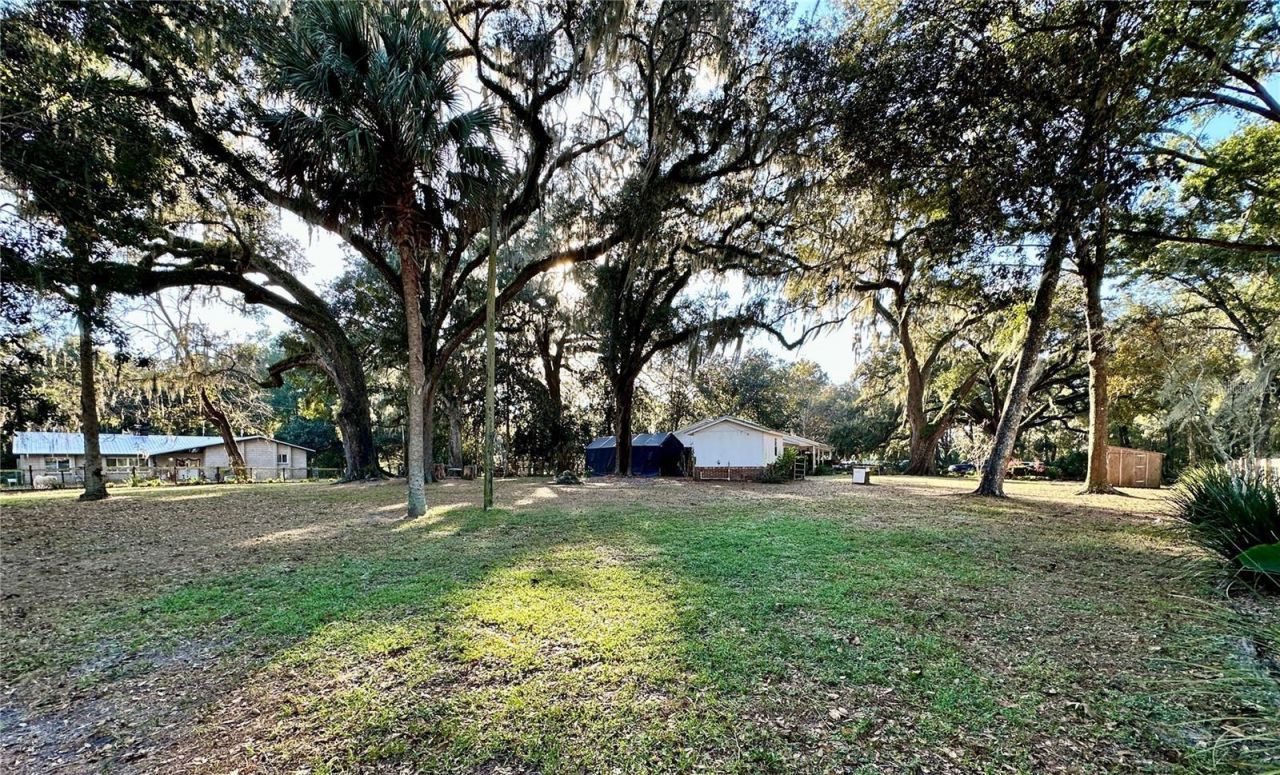13565 NE 38th Avenue , Anthony, FL 32617 Photo