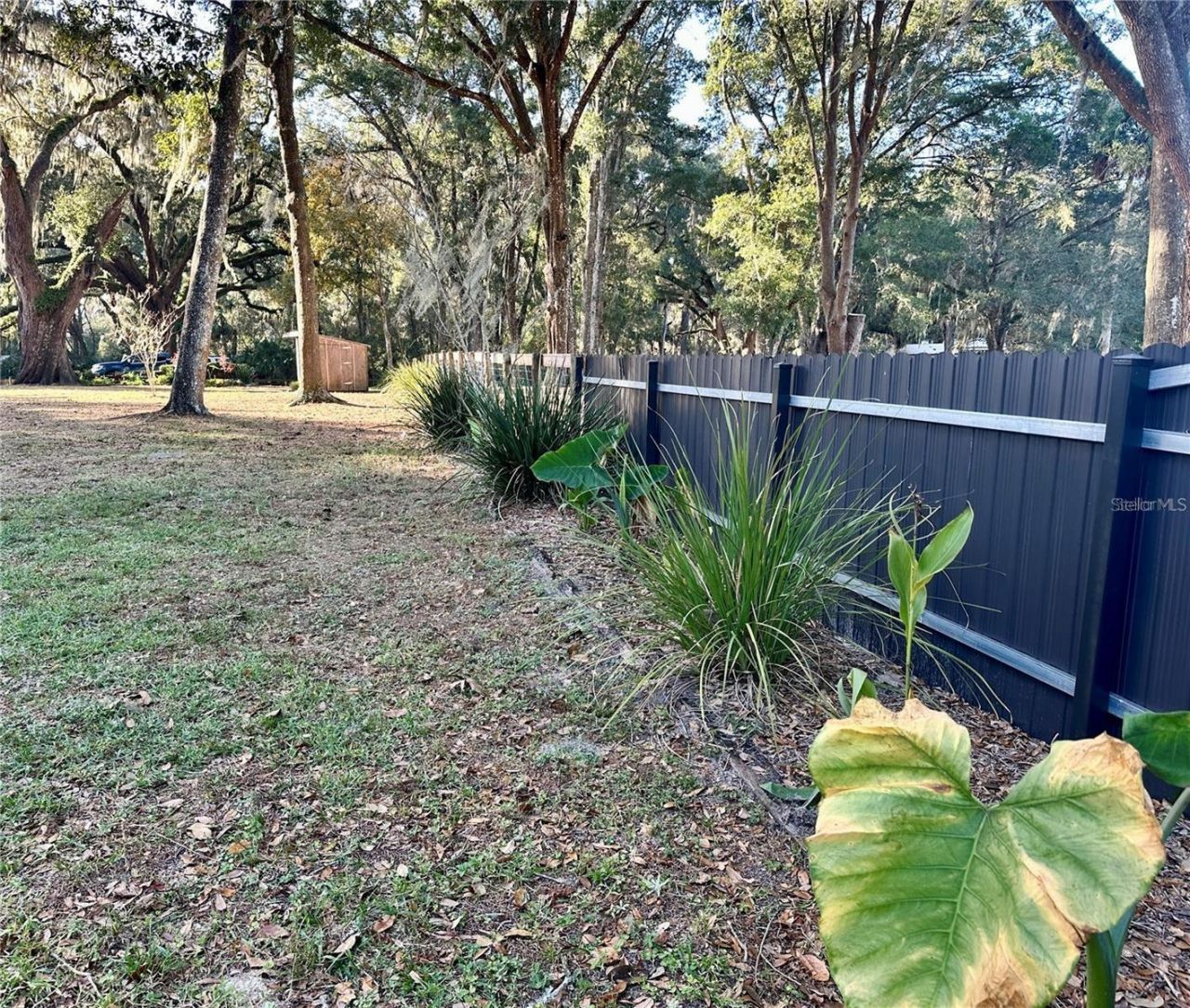 13565 NE 38th Avenue , Anthony, FL 32617 Photo