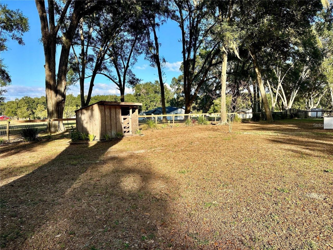 13565 NE 38th Avenue , Anthony, FL 32617 Photo