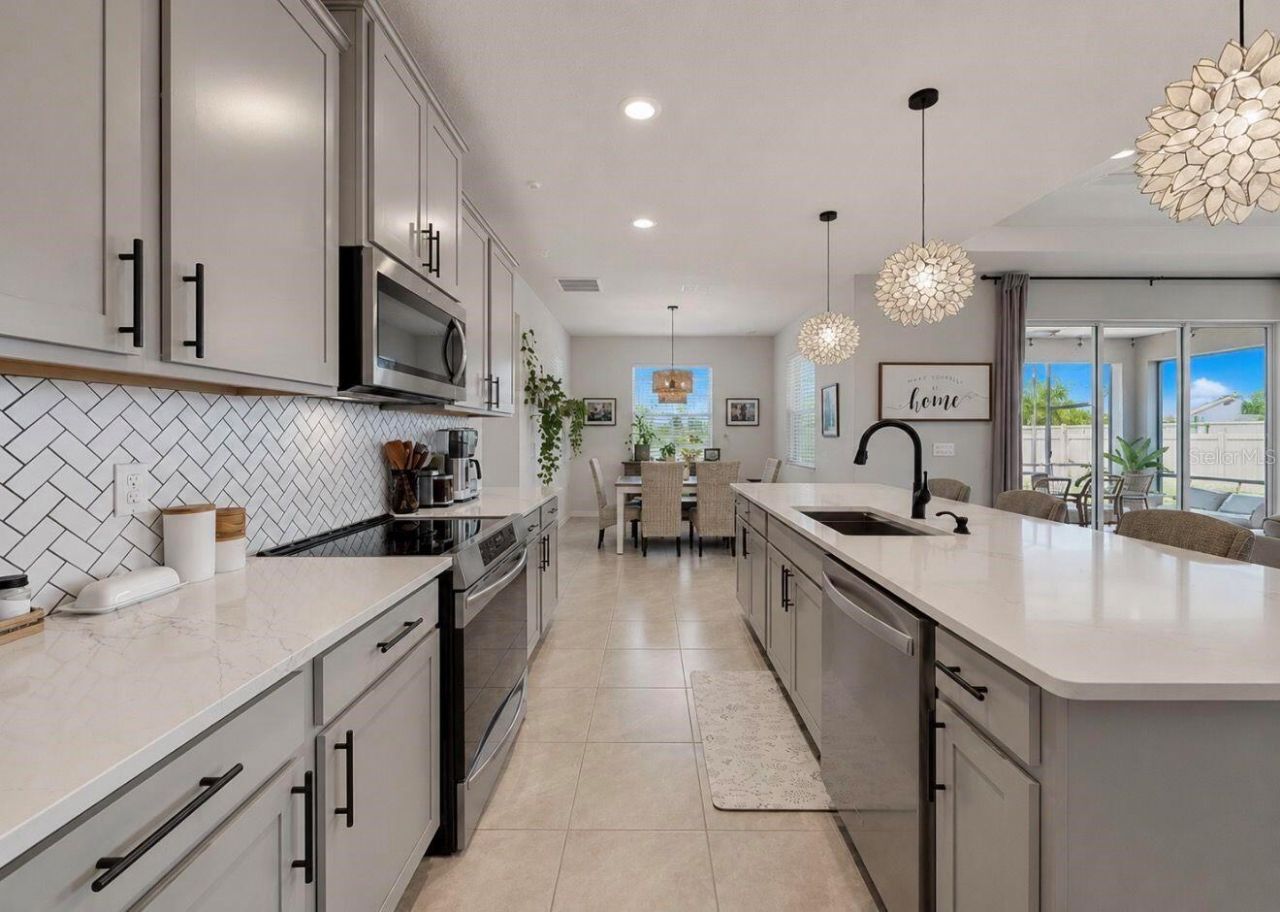 11043 Tamarack Place, Parrish, FL 34219 Photo