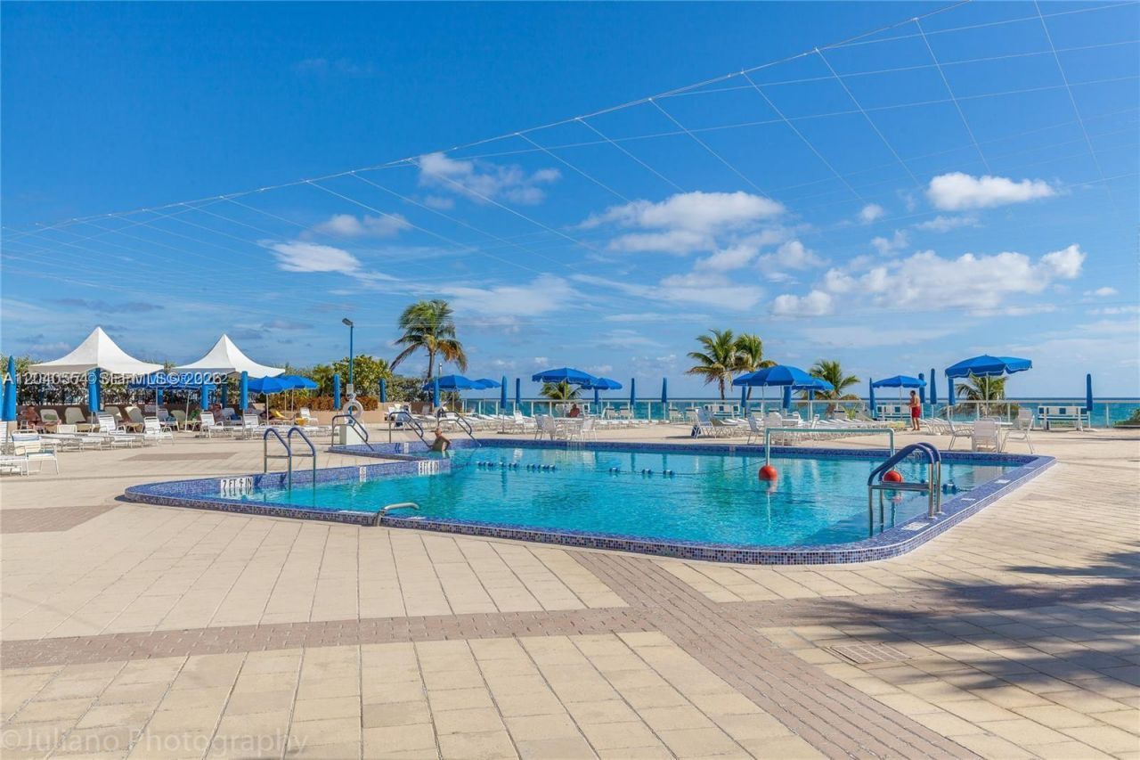 2030 S Ocean Dr, Unit 1803, Hallandale Beach, FL 33009 Photo