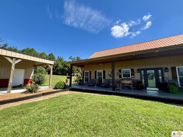 2891 Sulphur Creek Road , Burkesville, KY 42717
