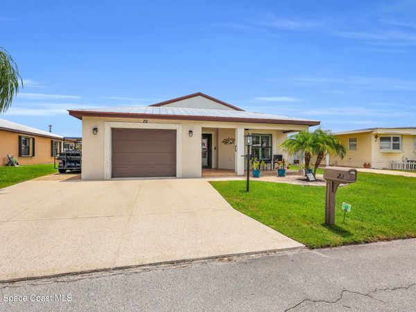22 Alta Loma , Port St. Lucie, FL 34952