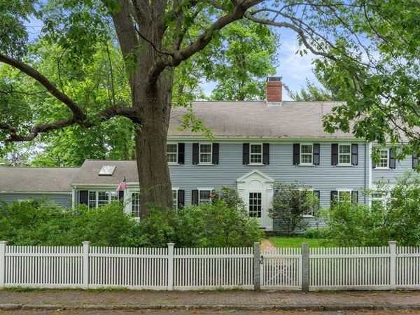 205 Brattle Street, Unit 205, Cambridge, MA 02138