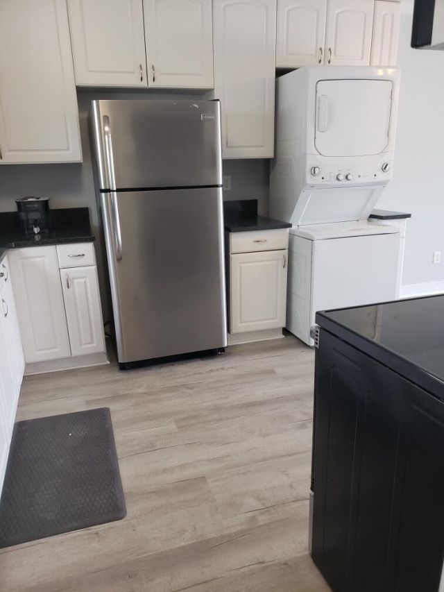 324 Lakeside Drive Photo 11