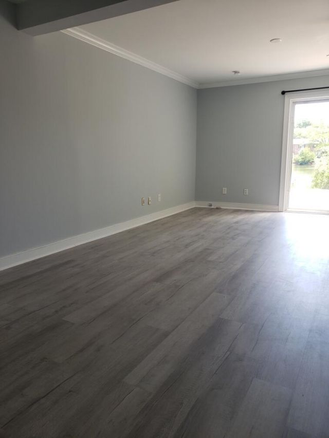 324 Lakeside Drive Photo 13