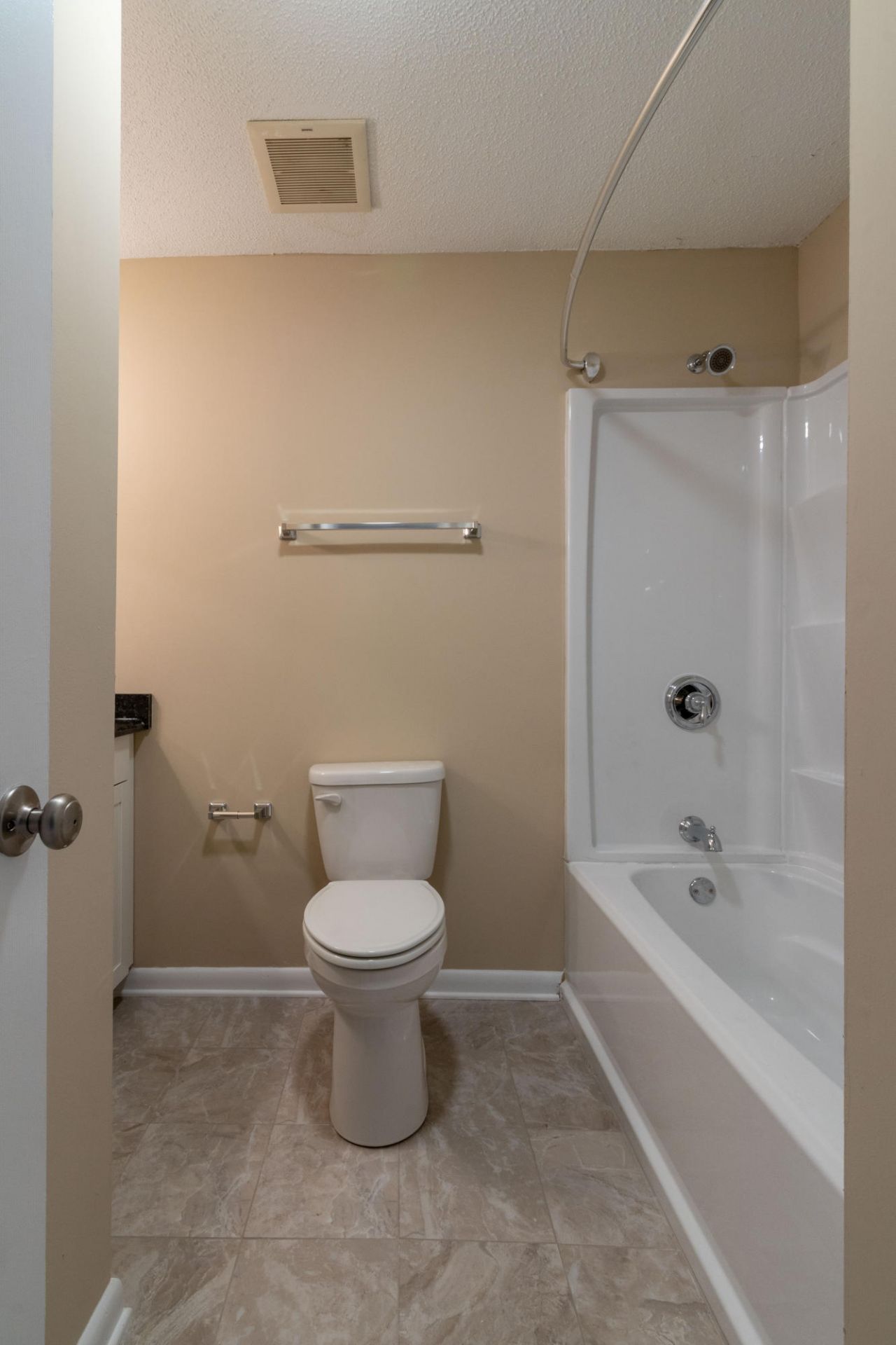 324 Lakeside Drive Photo 20