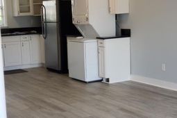 324 Lakeside Drive photo 4