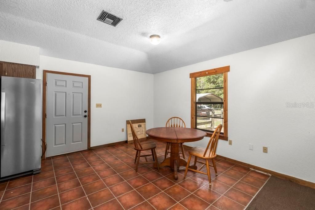 24607 Polar Bear Road, Paisley, FL 32767 Photo