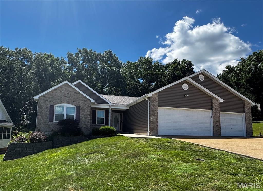 5046 Annette Drive, Imperial, MO 63052 Main Photo