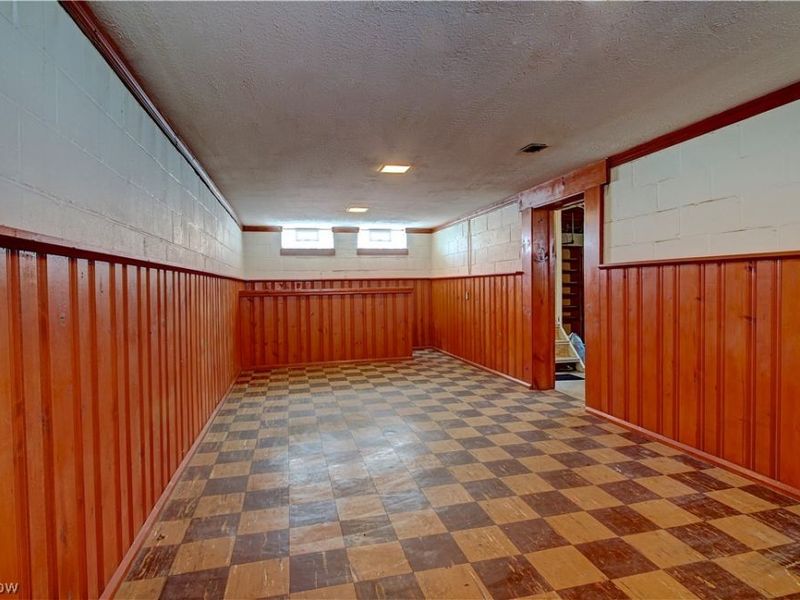 5708 Stickney Avenue, Cleveland, OH 44144 Photo 23