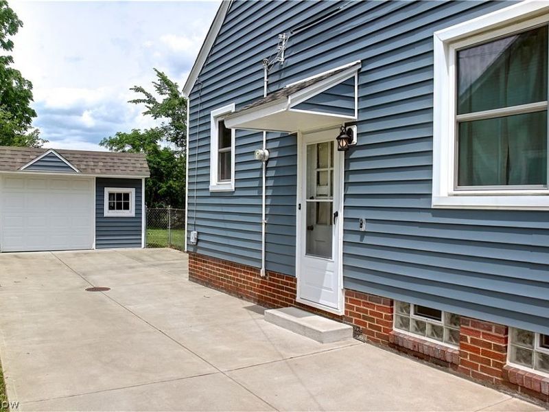 5708 Stickney Avenue, Cleveland, OH 44144 Photo 28