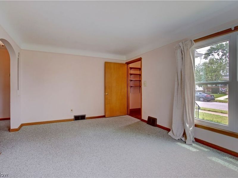 5708 Stickney Avenue, Cleveland, OH 44144 Photo 4
