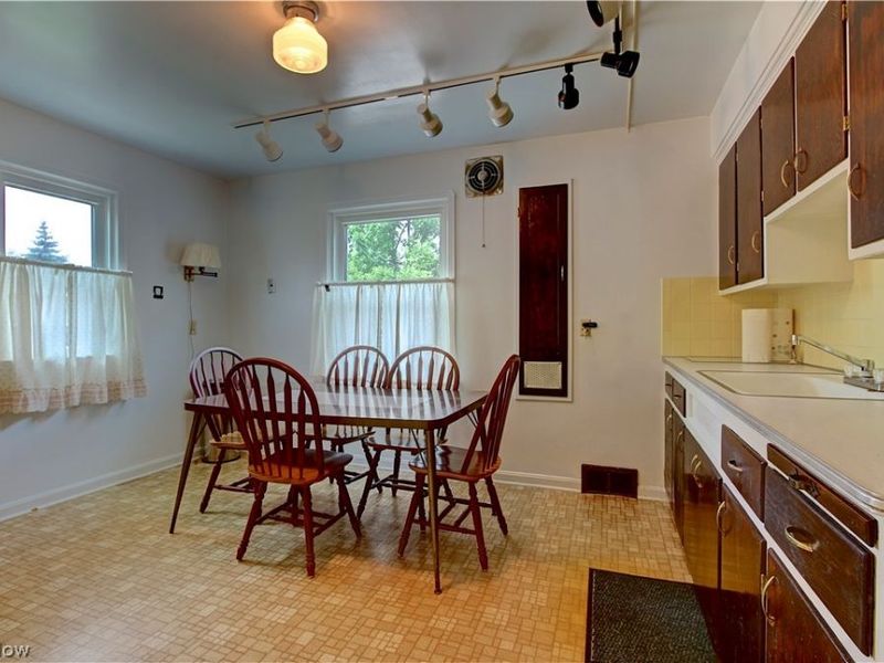 5708 Stickney Avenue, Cleveland, OH 44144 Photo 7