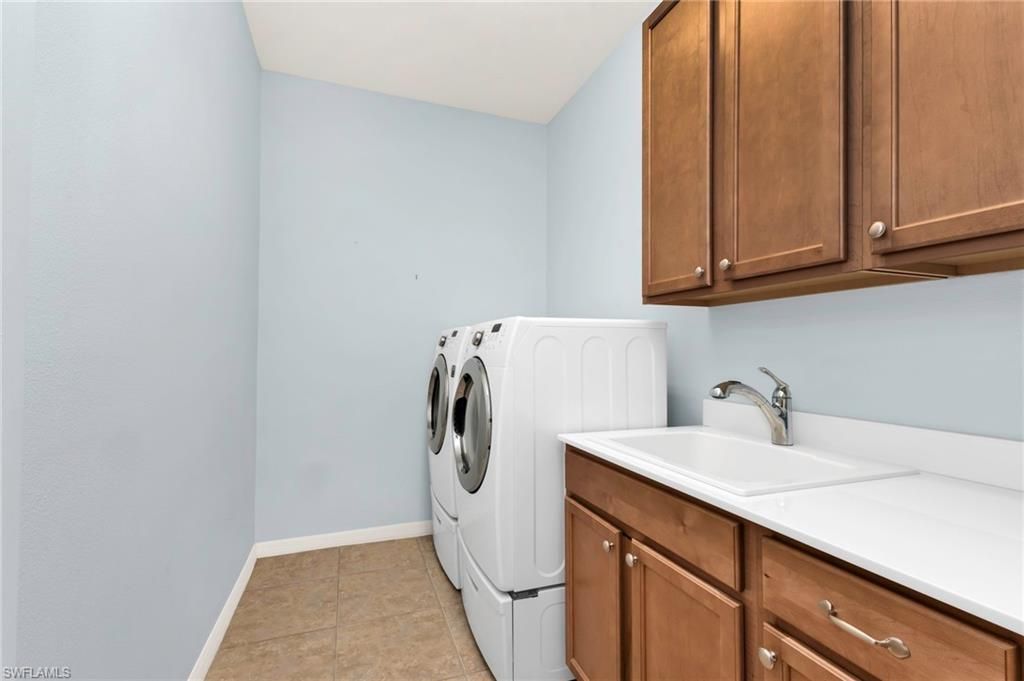 2656 Anguilla Dr, Cape Coral, FL 33991 Photo
