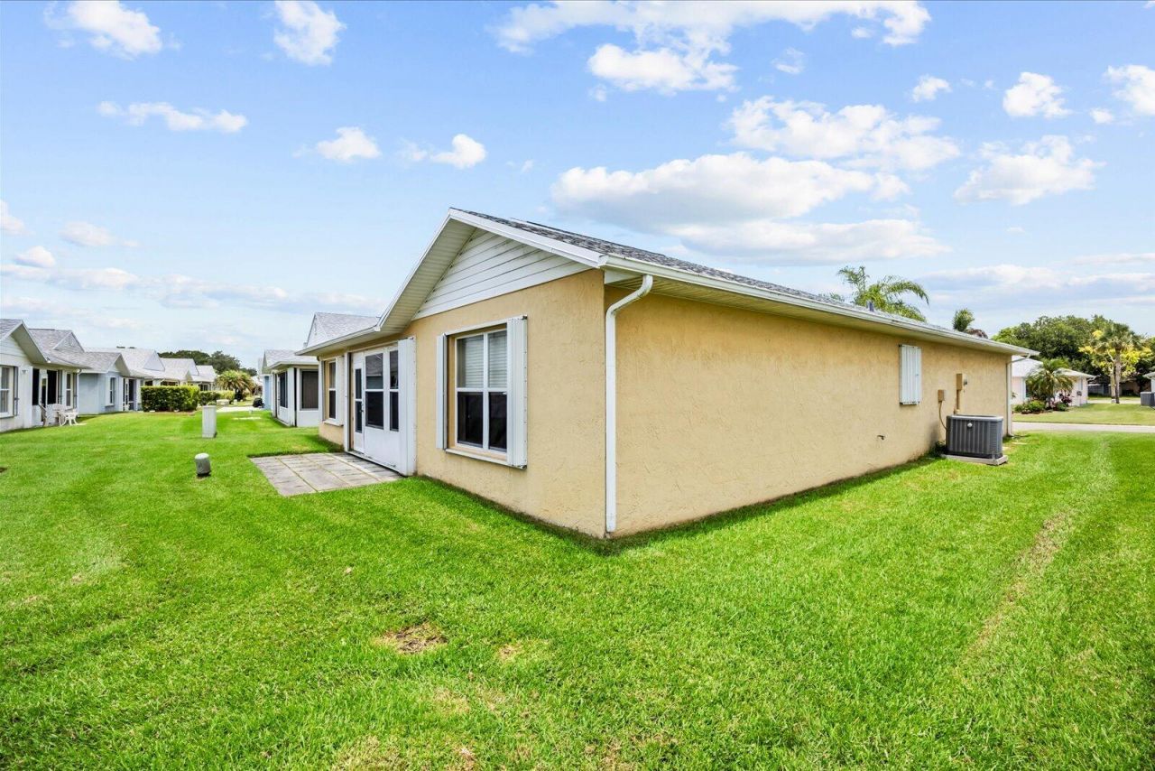 413 European Lane, Fort Pierce, FL 34982 Photo