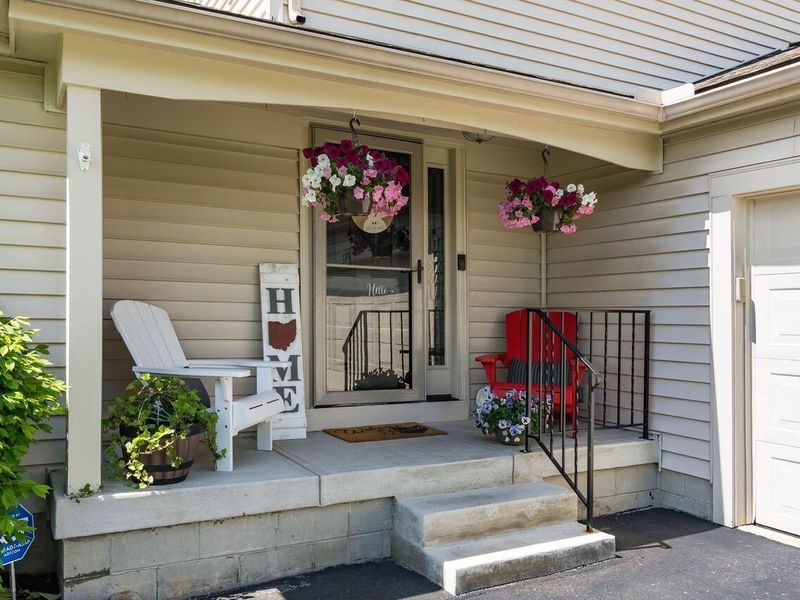 5382 Coral Berry Drive, Unit 71D, Columbus, OH 43235 Photo 2