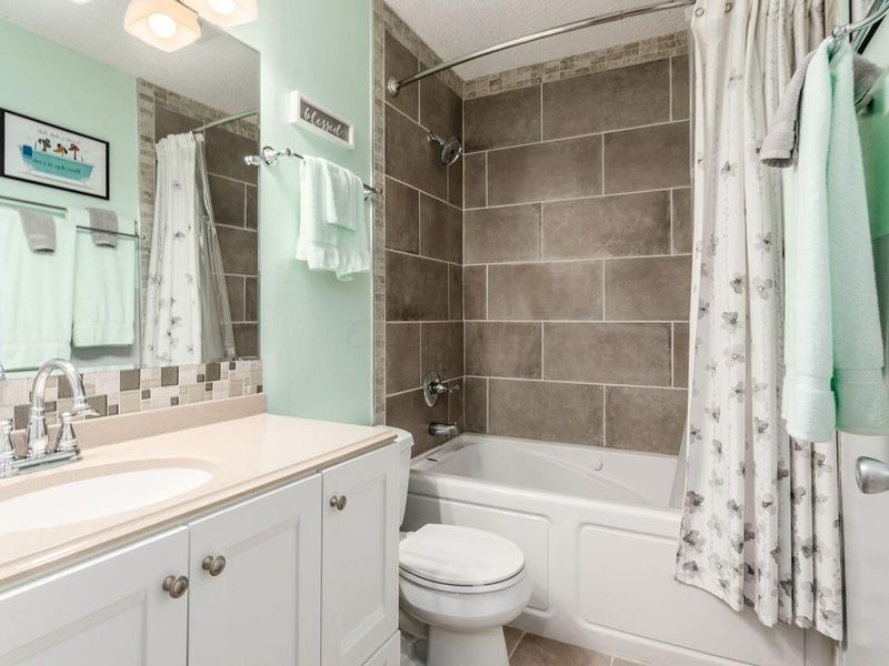 5382 Coral Berry Drive, Unit 71D, Columbus, OH 43235 Photo 25
