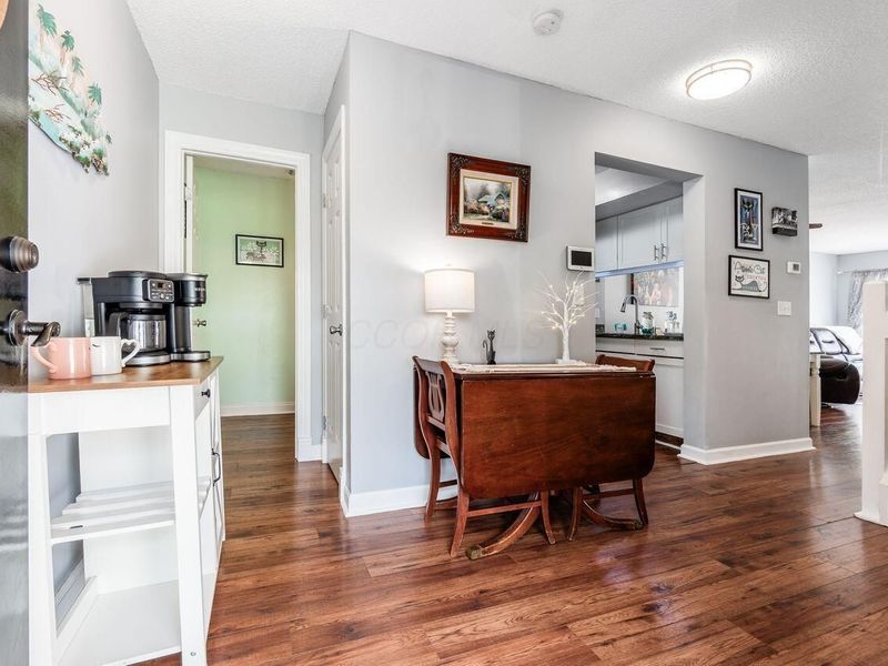 5382 Coral Berry Drive, Unit 71D, Columbus, OH 43235 Photo 4