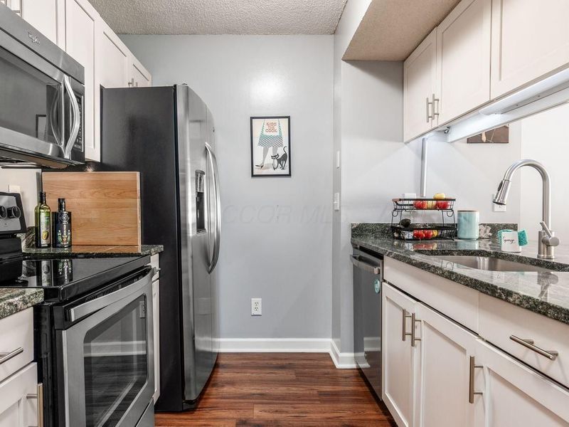5382 Coral Berry Drive, Unit 71D, Columbus, OH 43235 Photo 7
