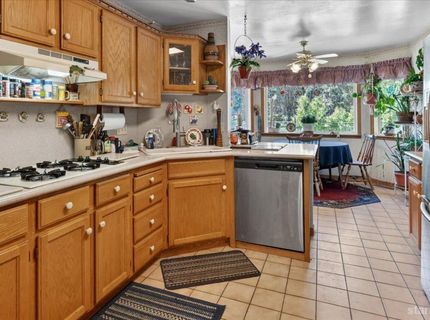 1624 Glenwood Way, South Lake Tahoe, CA 96150 Photo