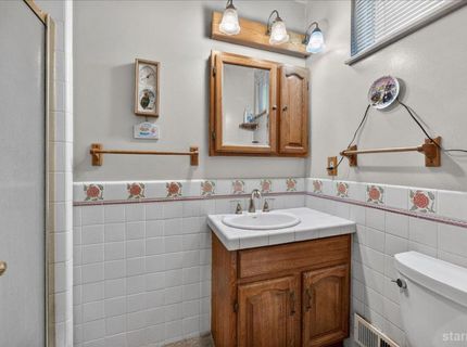 1624 Glenwood Way, South Lake Tahoe, CA 96150 Photo