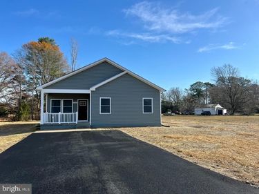 106 OTTER LANE, MONTROSS, VA 22520