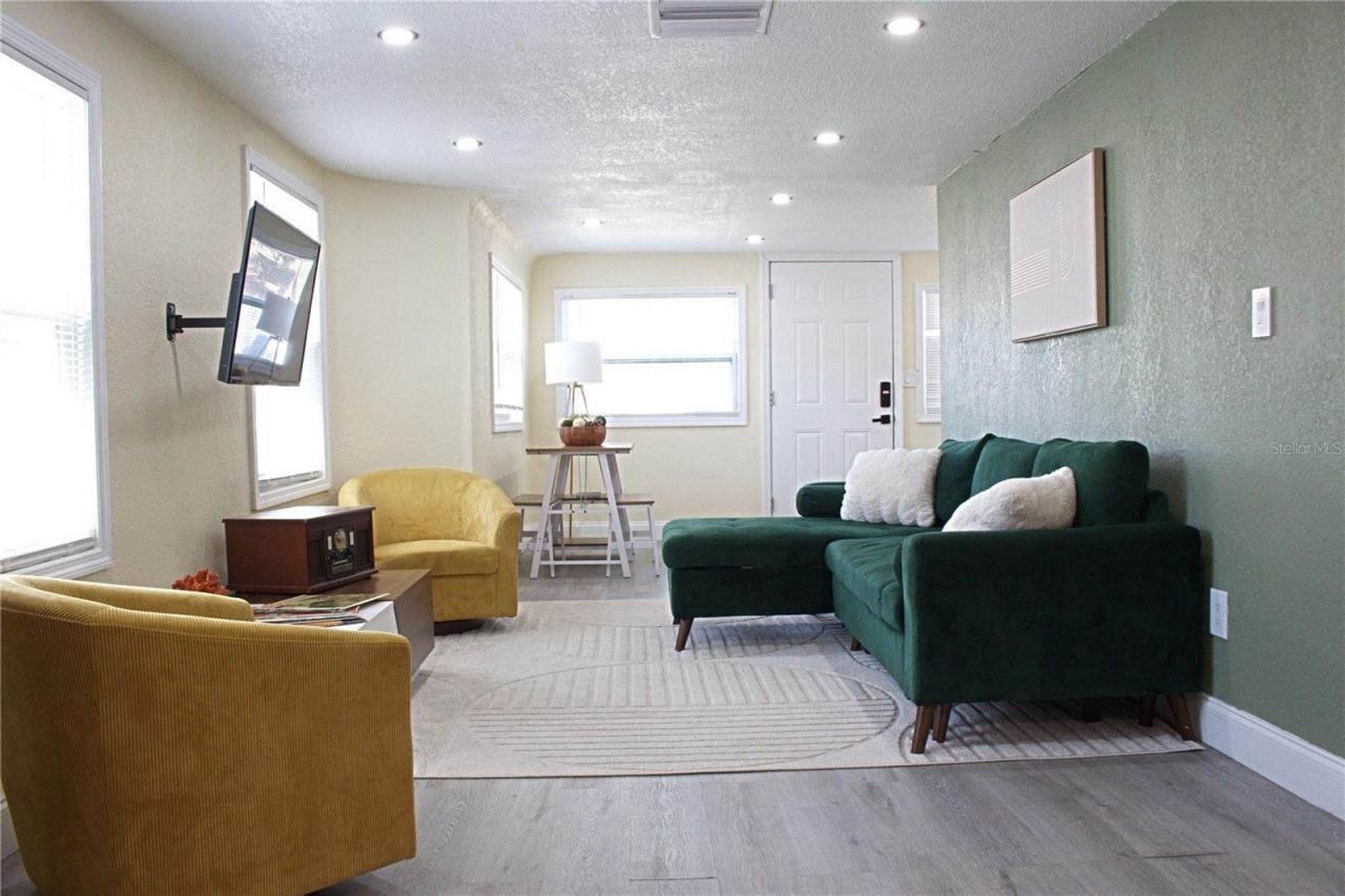 5260 8th Avenue N, Saint Petersburg, FL 33710 Photo