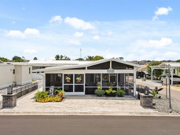131 CENTER CREST BOULEVARD , DAVENPORT, FL 33837