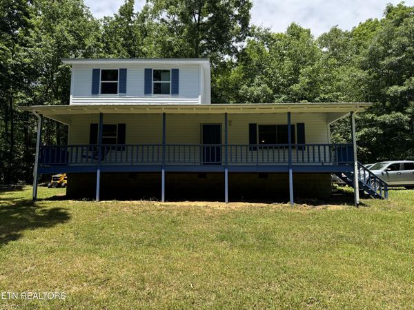 125 Walnut Lane Lane, Oneida, TN 37841
