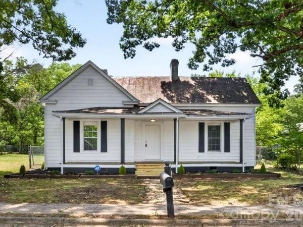 603 Thomas Street, Reidsville, NC 27320